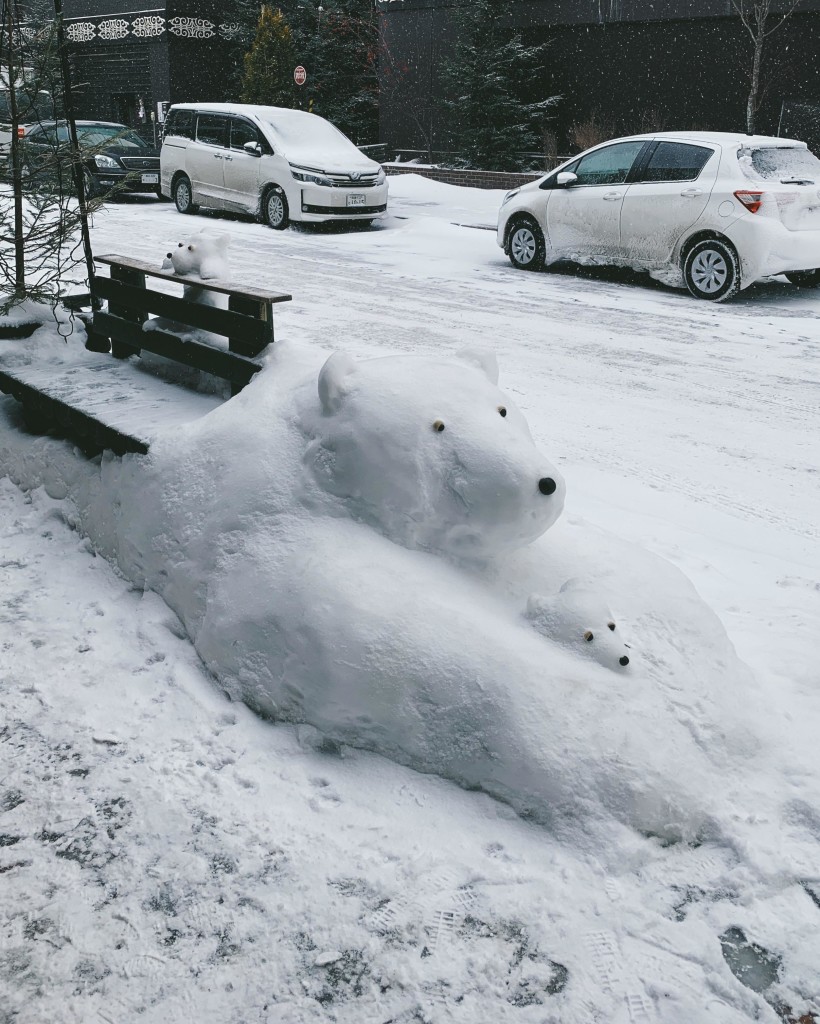 snow-sculpture-in-japan